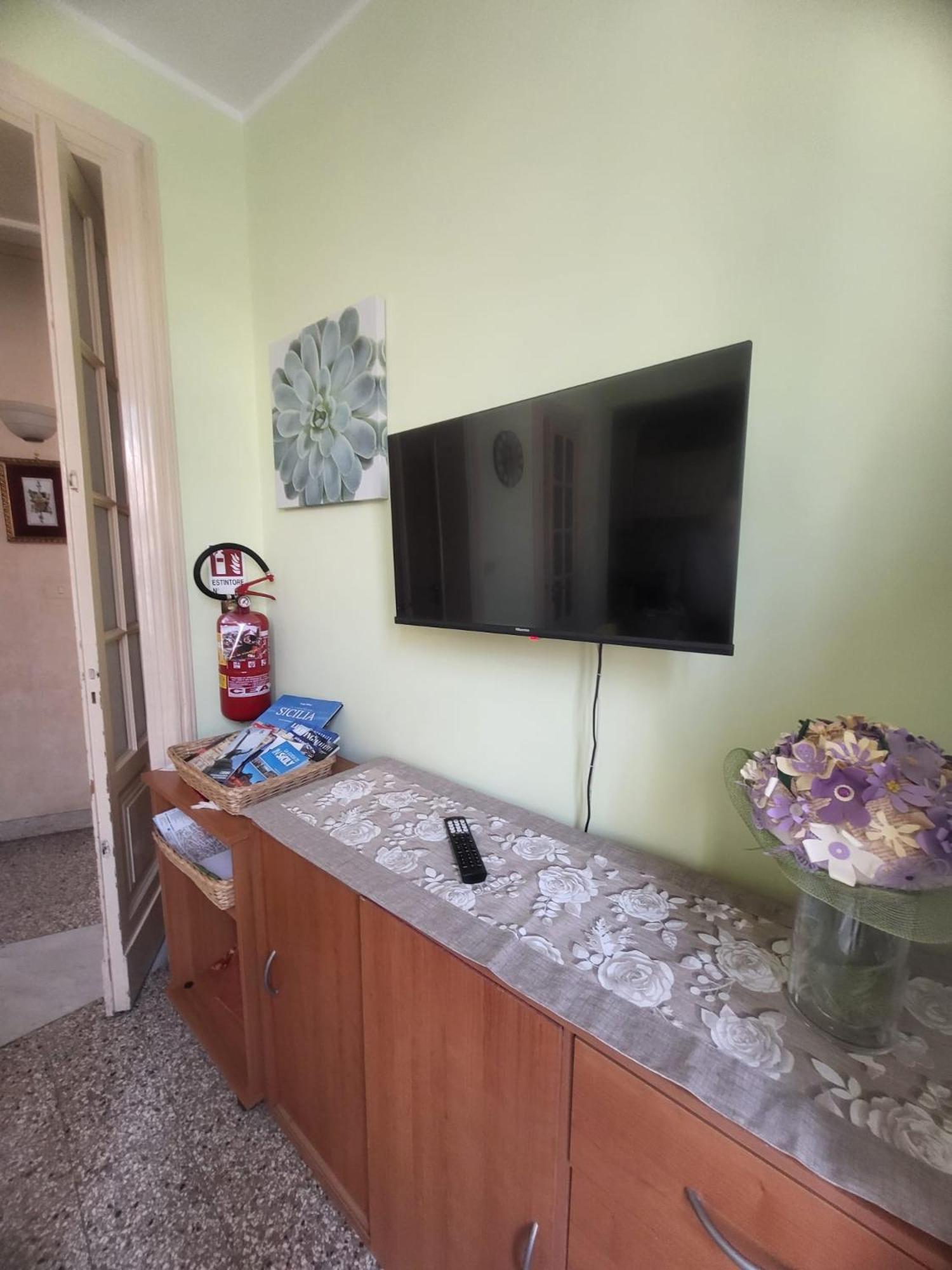 Palazzo Vitrano - Tourist Apartment Katania Zewnętrze zdjęcie